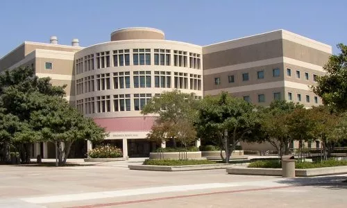 加利福尼亚大学尔湾分校
