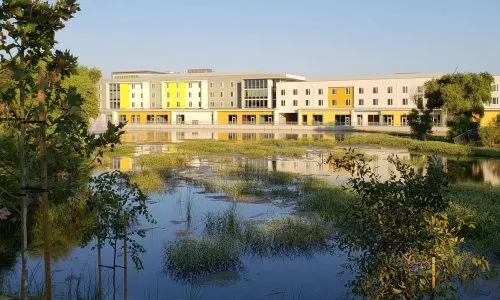加州大学美熹德分校