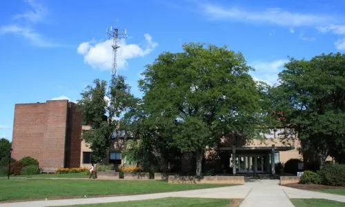 哈特福德大学