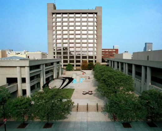 路易斯维尔大学