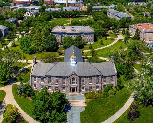 罗德岛大学